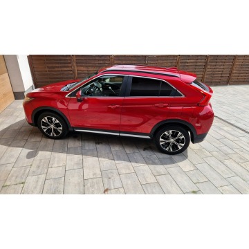 Mitsubishi Eclipse Cross  SUV 2018,  1.5 benzyna - Na sprzedaż za 57 900 zł - Ostrołęka - zdjęcie 8