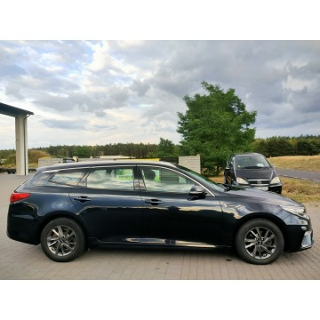 Kia Optima  Kombi 2019,  1.6 diesel - Na sprzedaż za 57 900 zł - Burzenin - zdjęcie 8