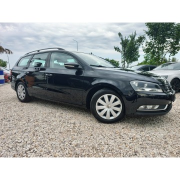 Volkswagen Passat  Kombi 2013,  1.6 diesel - Na sprzedaż za 22 999 zł - Nowe Sójki - zdjęcie 6