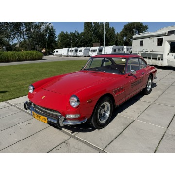 Ferrari 330 GT 2+2 – 1967 Klasyczna włoska motoryzacja