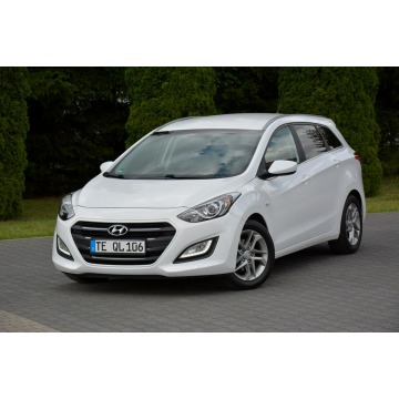 Hyundai i30  Kombi 2016,  1.4 benzyna - Na sprzedaż za 36 900 zł - Ostrów Mazowiecka - zdjęcie 2