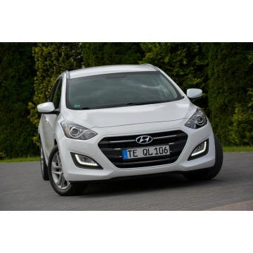 Hyundai i30  Kombi 2016,  1.4 benzyna - Na sprzedaż za 36 900 zł - Ostrów Mazowiecka - zdjęcie 8