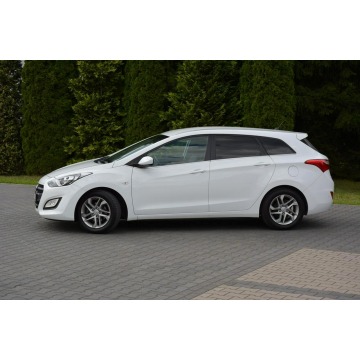 Hyundai i30  Kombi 2016,  1.4 benzyna - Na sprzedaż za 36 900 zł - Ostrów Mazowiecka - zdjęcie 4