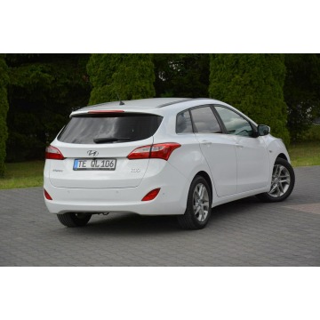Hyundai i30  Kombi 2016,  1.4 benzyna - Na sprzedaż za 36 900 zł - Ostrów Mazowiecka - zdjęcie 12