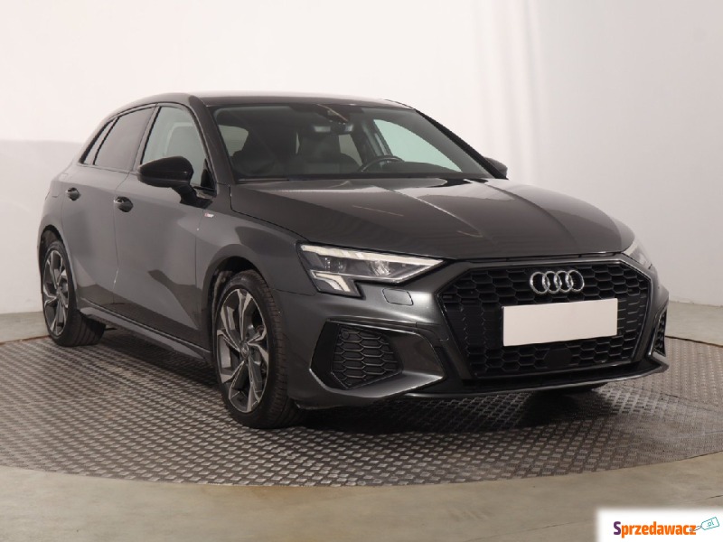 Audi A3  Hatchback 2020,  1.5 benzyna, automat - Na sprzedaż za 87 999 zł - Katowice
