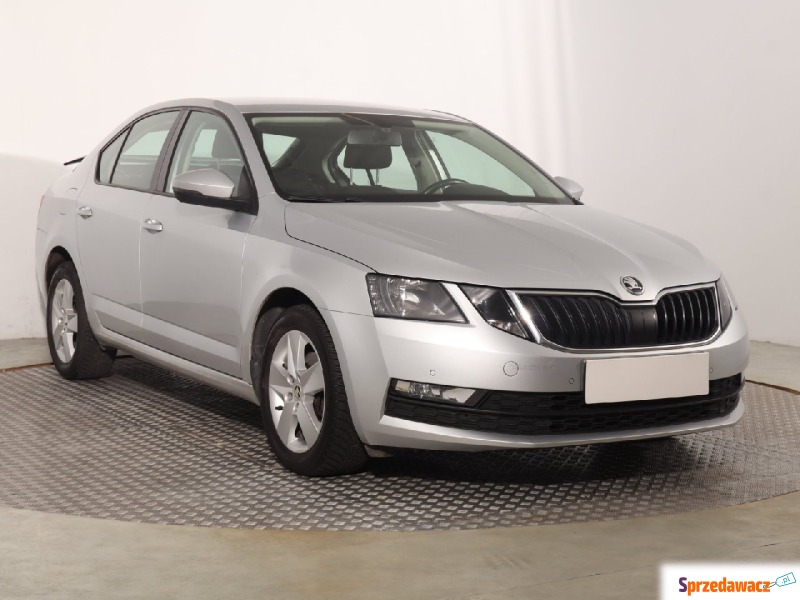 Skoda Octavia  Hatchback 2018,  1.5 benzyna - Na sprzedaż za 37 999 zł - Katowice