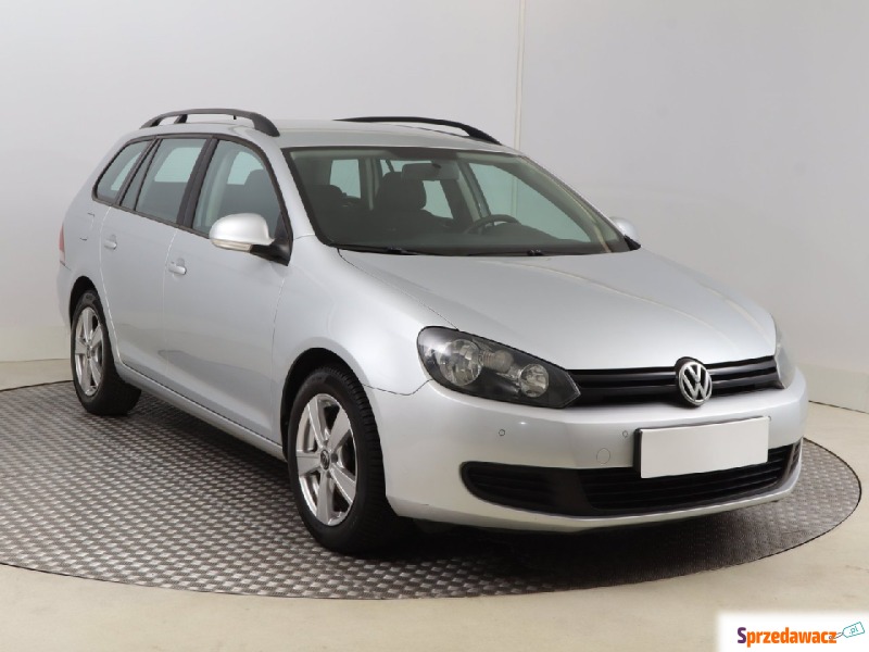 Volkswagen Golf  Kombi 2013,  1.6 diesel - Na sprzedaż za 17 999 zł - Bielany Wrocławskie