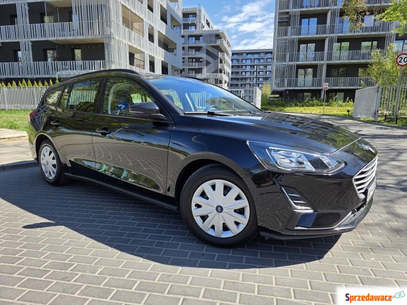Ford Focus  Kombi 2019,  1.5 diesel, automat - Na sprzedaż za 42 900 zł - Warszawa