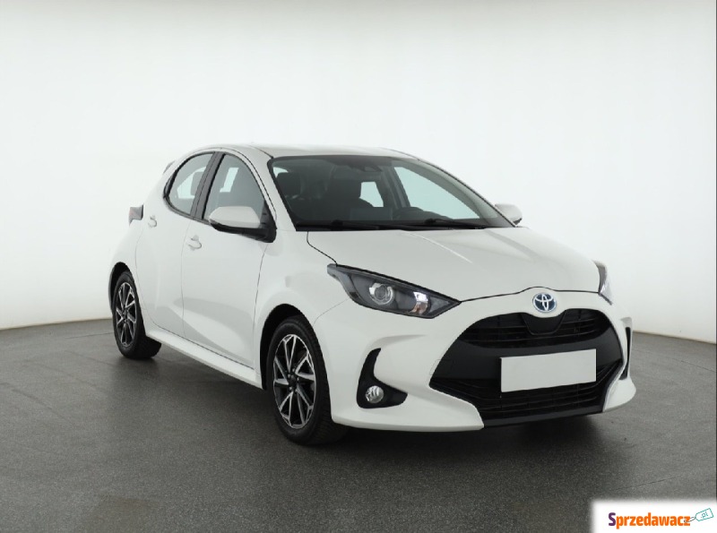 Toyota Yaris  Hatchback 2022,  1.5 benzyna, automat - Na sprzedaż za 76 999 zł - Piaseczno