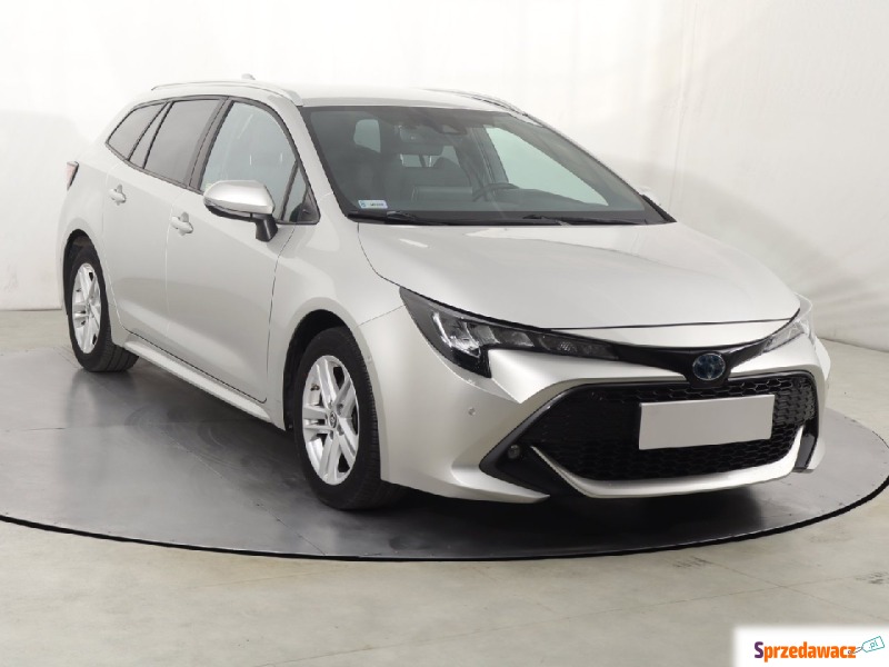 Toyota Corolla  Kombi 2022,  2.0 benzyna, automat - Na sprzedaż za 83 999 zł - Katowice