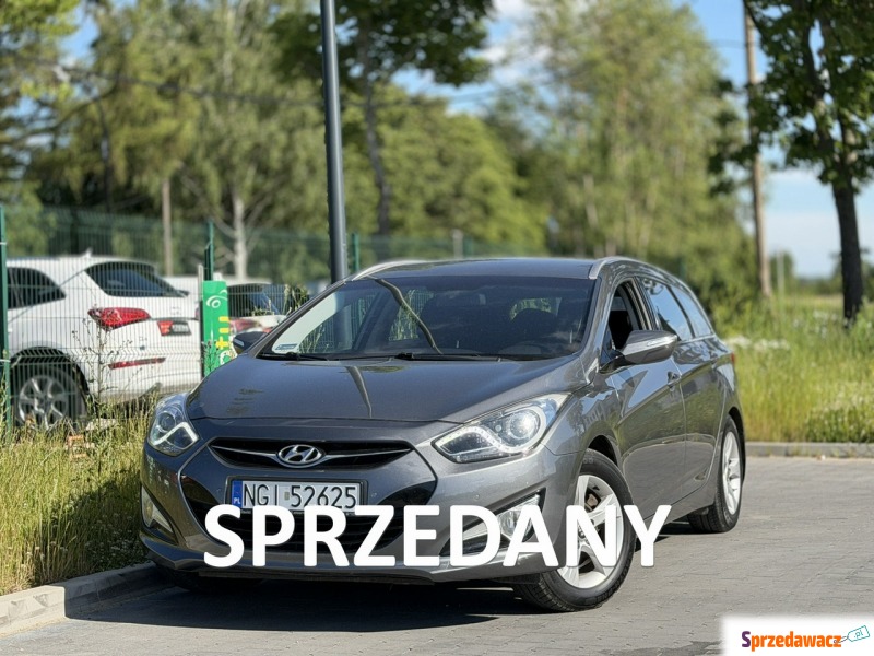 Hyundai i40  Kombi 2012,  1.7 diesel - Na sprzedaż za 25 900 zł - Mrągowo