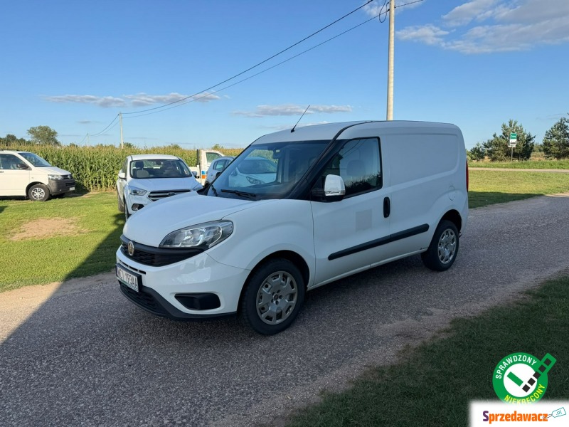 Fiat Doblo 2015,  1.4 benzyna+LPG - Na sprzedaż za 36 600 zł - Gąsocin