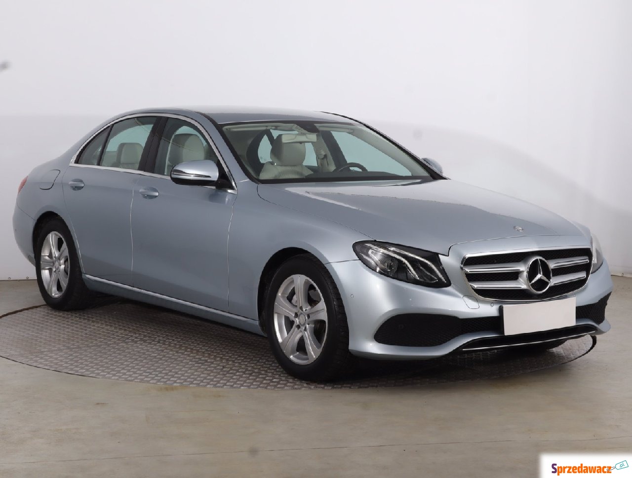 Mercedes - Benz E-klasa 2016