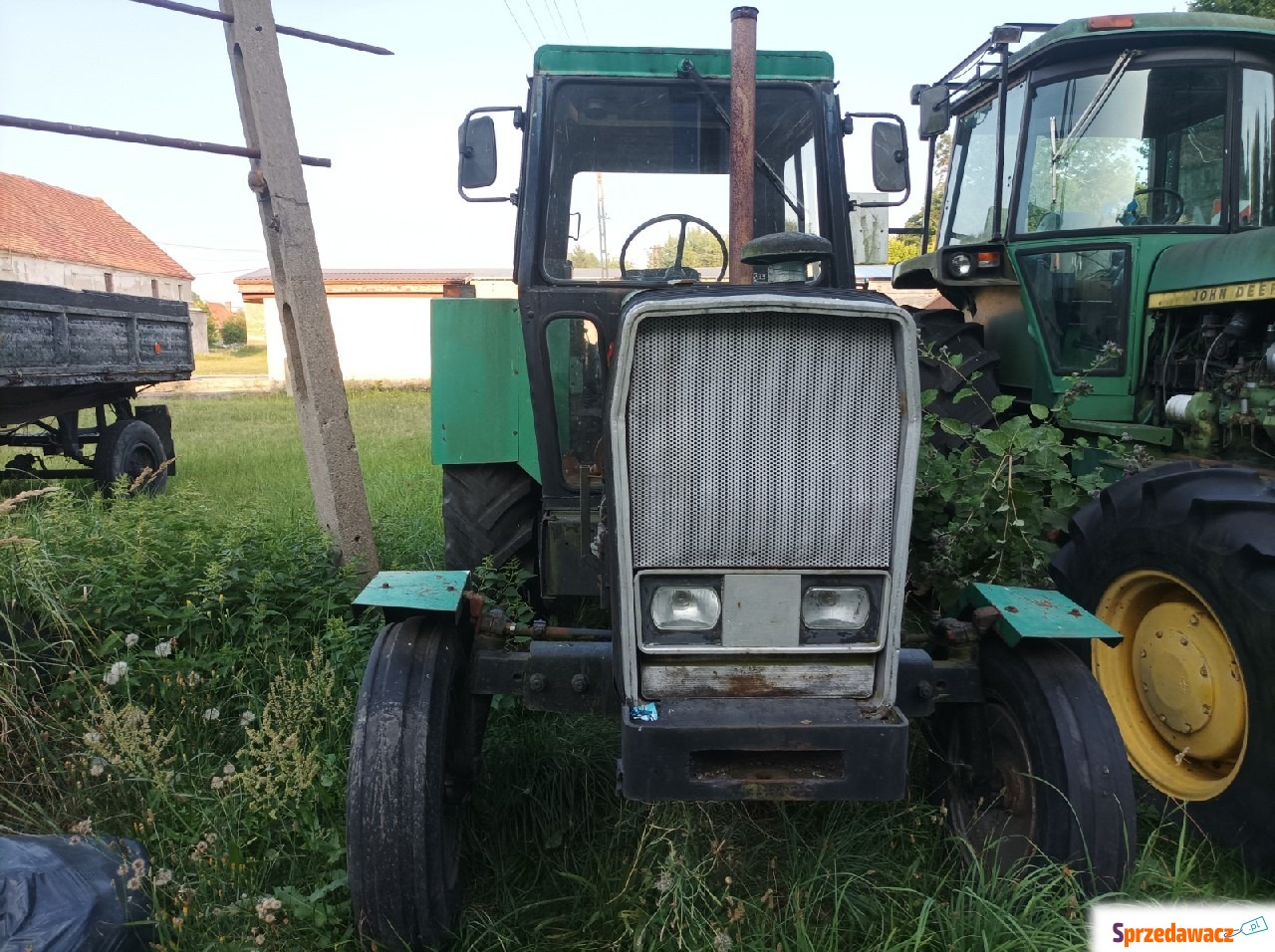 Ciągnik  rolniczy Massey Ferguson...