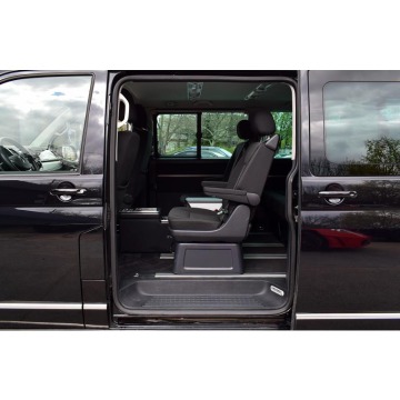 Volkswagen Multivan  Minivan/Van 2016,  2.0 benzyna, automat - Na sprzedaż za 107 900 zł - Warszawa - zdjęcie 6