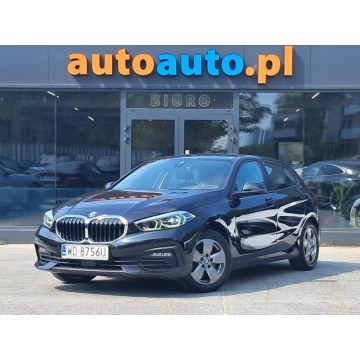BMW Seria 1  Hatchback 2022,  1.5 diesel, automat - Na sprzedaż za 79 999 zł - Warszawa - zdjęcie 3