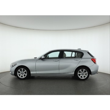 BMW Seria 1  Hatchback 2012,  2.0 diesel, automat - Na sprzedaż za 36 999 zł - Piaseczno - zdjęcie 4