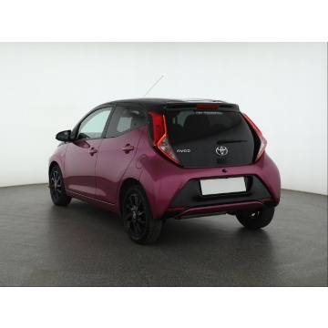 Toyota Aygo  Hatchback 2018,  1.0 benzyna - Na sprzedaż za 39 999 zł - Piaseczno - zdjęcie 5