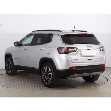 Jeep Compass  SUV 2022,  1.3 benzyna, automat - Na sprzedaż za 92 999 zł - Bytom - zdjęcie 5