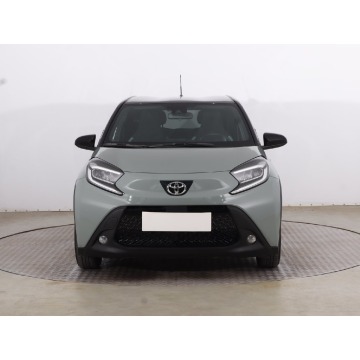 Toyota Aygo  Hatchback 2025,  1.0 benzyna, automat - Na sprzedaż za 74 999 zł - Przemyśl - zdjęcie 2