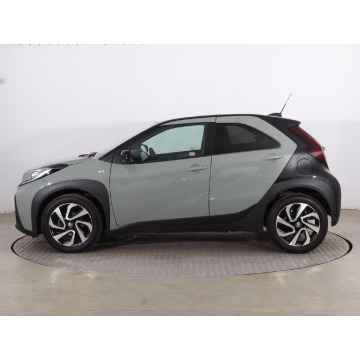 Toyota Aygo  Hatchback 2025,  1.0 benzyna, automat - Na sprzedaż za 74 999 zł - Przemyśl - zdjęcie 4