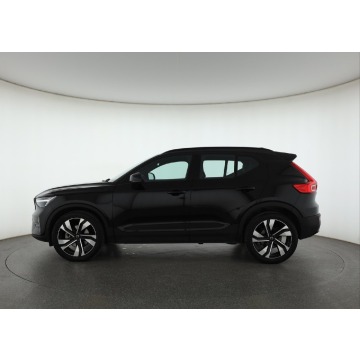 Volvo XC40  SUV 2023,  2.0 benzyna, automat - Na sprzedaż za 131 999 zł - Piaseczno - zdjęcie 4
