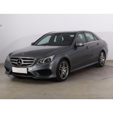 Mercedes - Benz E-klasa  Liftback 2016,  2.1 diesel, automat - Na sprzedaż za 66 999 zł - Chrzanów - zdjęcie 3