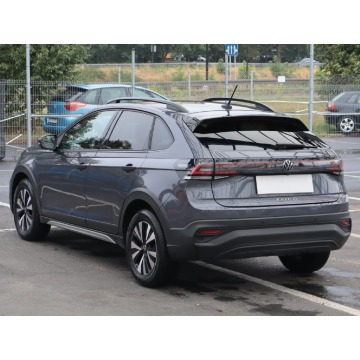 Volkswagen   SUV 2022,  1.0 benzyna - Na sprzedaż za 59 999 zł - Lublin - zdjęcie 5