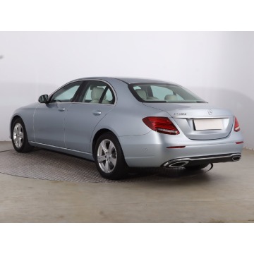 Mercedes - Benz E-klasa  Liftback 2016,  2.0 diesel, automat - Na sprzedaż za 84 499 zł - Ostrołęka - zdjęcie 5