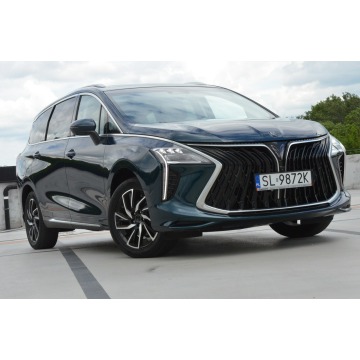 Forthing   Minivan/Van 2024,  1.5 benzyna, automat - Na sprzedaż za 106 900 zł - Zabrze - zdjęcie 5