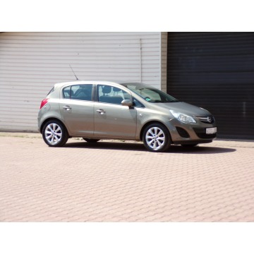 Opel Corsa  Hatchback 2013,  1.4 benzyna - Na sprzedaż za 17 900 zł - Mikołów - zdjęcie 3