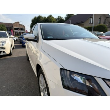 Skoda Octavia  Sedan/Limuzyna 2020,  1.6 diesel - Na sprzedaż za 42 500 zł - Gdów - zdjęcie 9