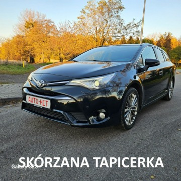 Toyota Avensis - Aluminiowe Felgi! Kamera Cofania! Panorama Dach! Nawigacja.