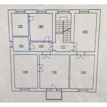 Mieszkanie  4 pokojowe Starachowice,   105 m2, pierwsze piętro - Sprzedam - zdjęcie 3