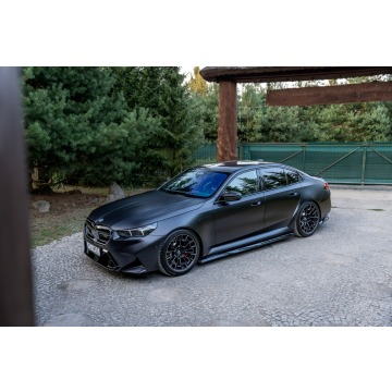 BMW M5  Sedan/Limuzyna 2025,  4.4 hybryda, automat - Na sprzedaż za 577 777 zł - Ropczyce - zdjęcie 3