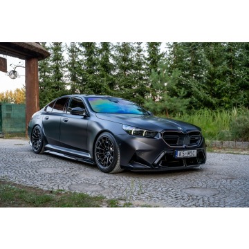 BMW M5  Sedan/Limuzyna 2025,  4.4 hybryda, automat - Na sprzedaż za 577 777 zł - Ropczyce - zdjęcie 10