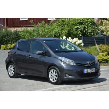 Toyota Yaris - 1.3B Klimatronik Panorama Navi Kamera 2 KPL KÓŁ Sprowadzony