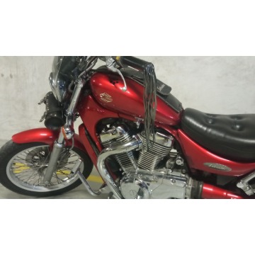 Suzuki Intruder vs 600
