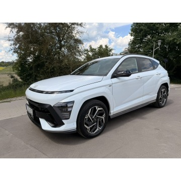 Hyundai Kona  SUV 2025,  1.6 benzyna, automat - Na sprzedaż za 122 900 zł - Gortatowo - zdjęcie 2