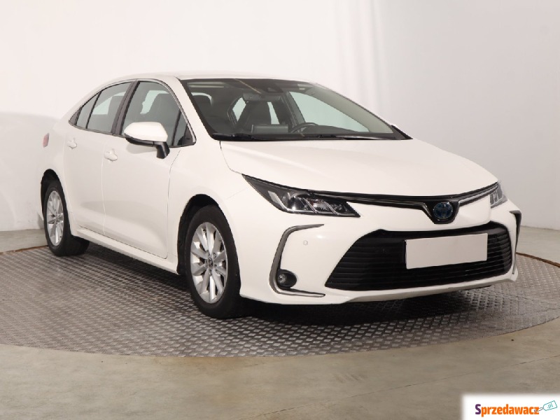 Toyota Corolla  Liftback 2022,  1.8 benzyna, automat - Na sprzedaż za 76 999 zł - Katowice