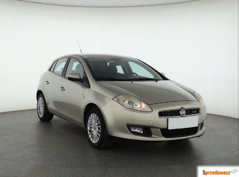 Fiat Bravo  Hatchback 2010,  1.4 benzyna - Na sprzedaż za 13 999 zł - Piaseczno