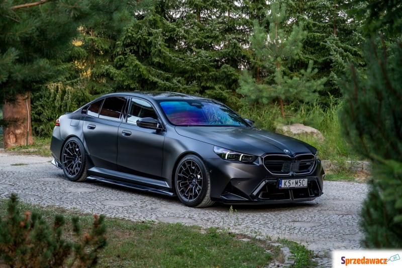 BMW M5  Sedan/Limuzyna 2025,  4.4 hybryda, automat - Na sprzedaż za 577 777 zł - Ropczyce