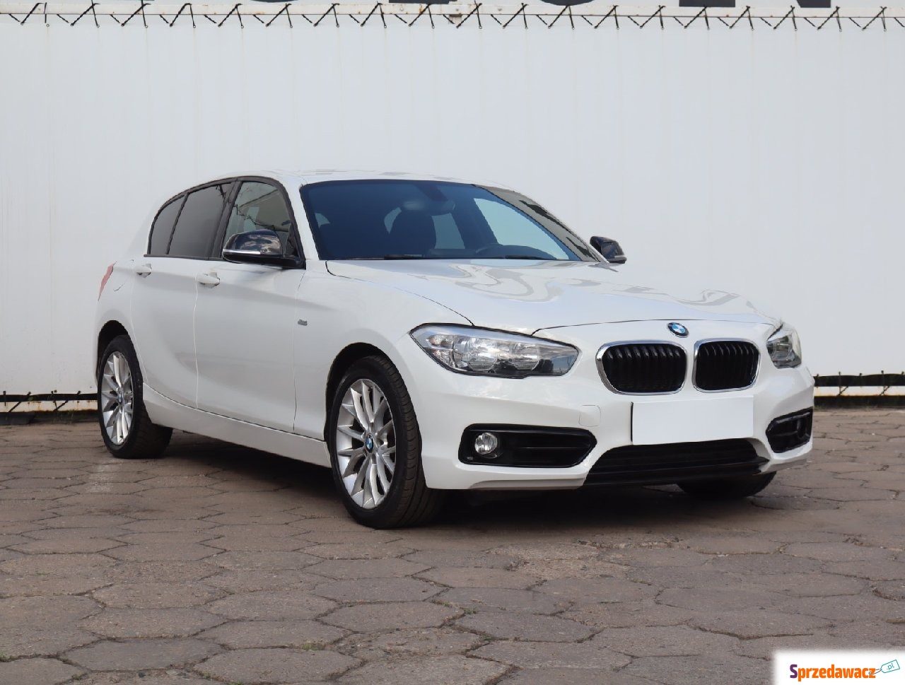 BMW Seria 1 2015