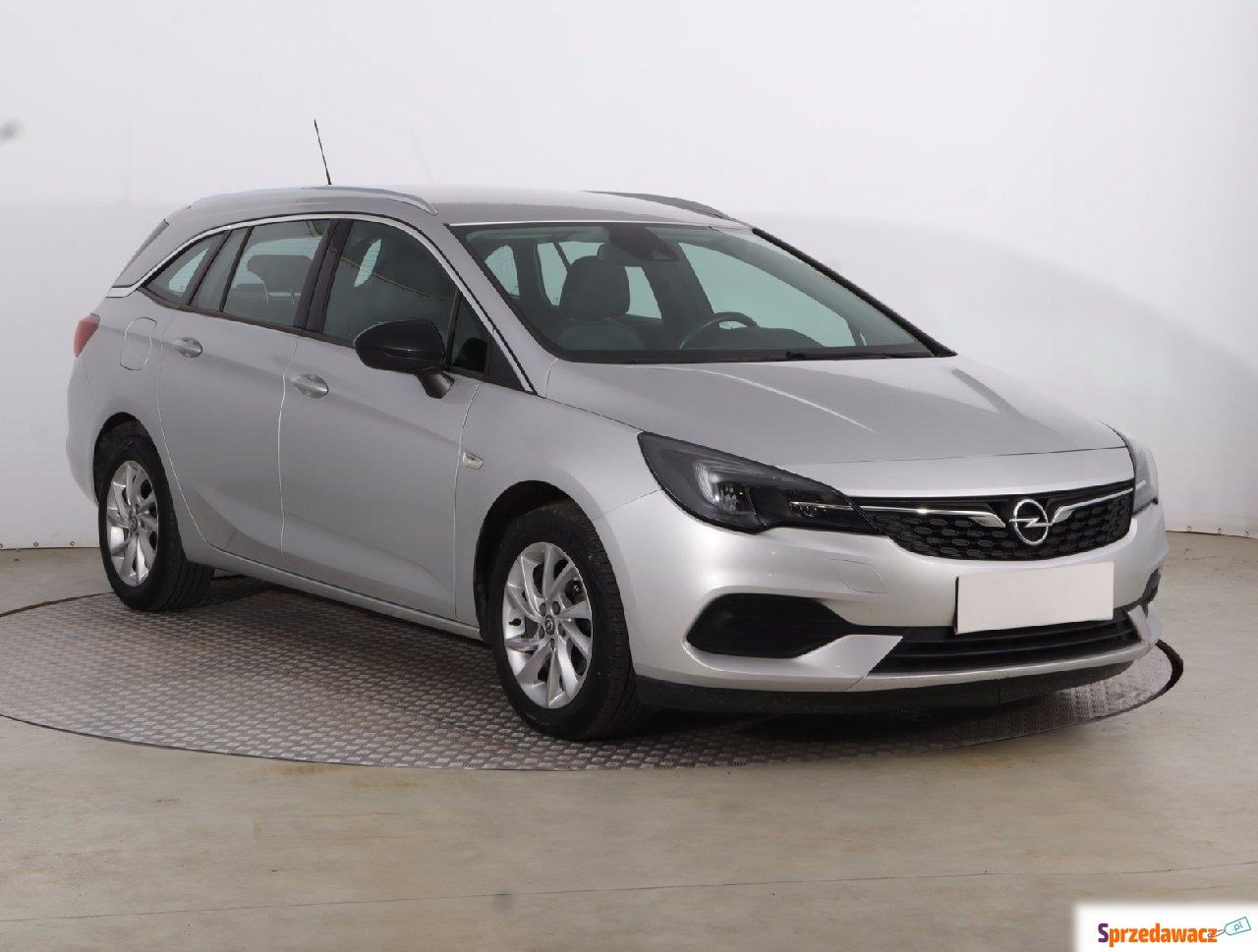 Opel Astra 2021