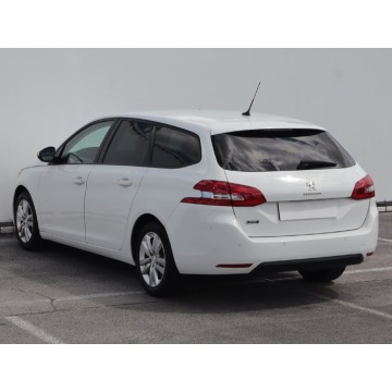 Peugeot 308  Kombi 2019,  1.5 diesel - Na sprzedaż za 34 999 zł - Lublin - zdjęcie 5