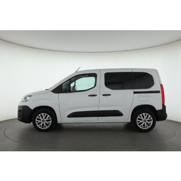 Citroen Berlingo  Pick-up 2023,  1.2 benzyna - Na sprzedaż za 58 999 zł - Piaseczno - zdjęcie 4