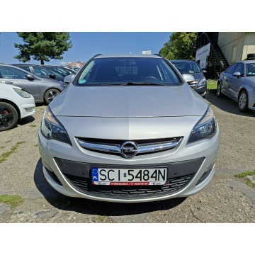 Opel Astra  Kombi 2015,  1.4 benzyna - Na sprzedaż za 27 900 zł - Cieszyn - zdjęcie 3