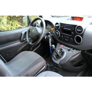 Peugeot Partner 2014,  1.6 diesel - Na sprzedaż za 22 800 zł - Lubań - zdjęcie 9