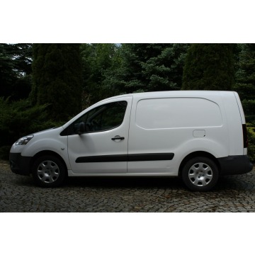 Citroen Berlingo 2014,  1.6 diesel - Na sprzedaż za 22 800 zł - Lubań - zdjęcie 5