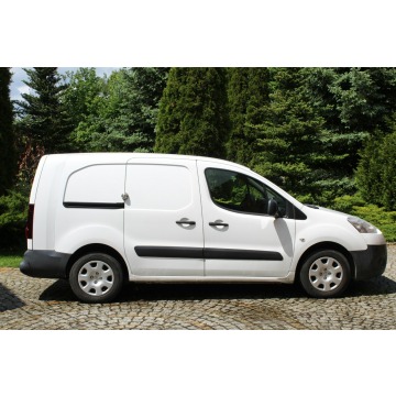 Citroen Berlingo 2014,  1.6 diesel - Na sprzedaż za 22 800 zł - Lubań - zdjęcie 8